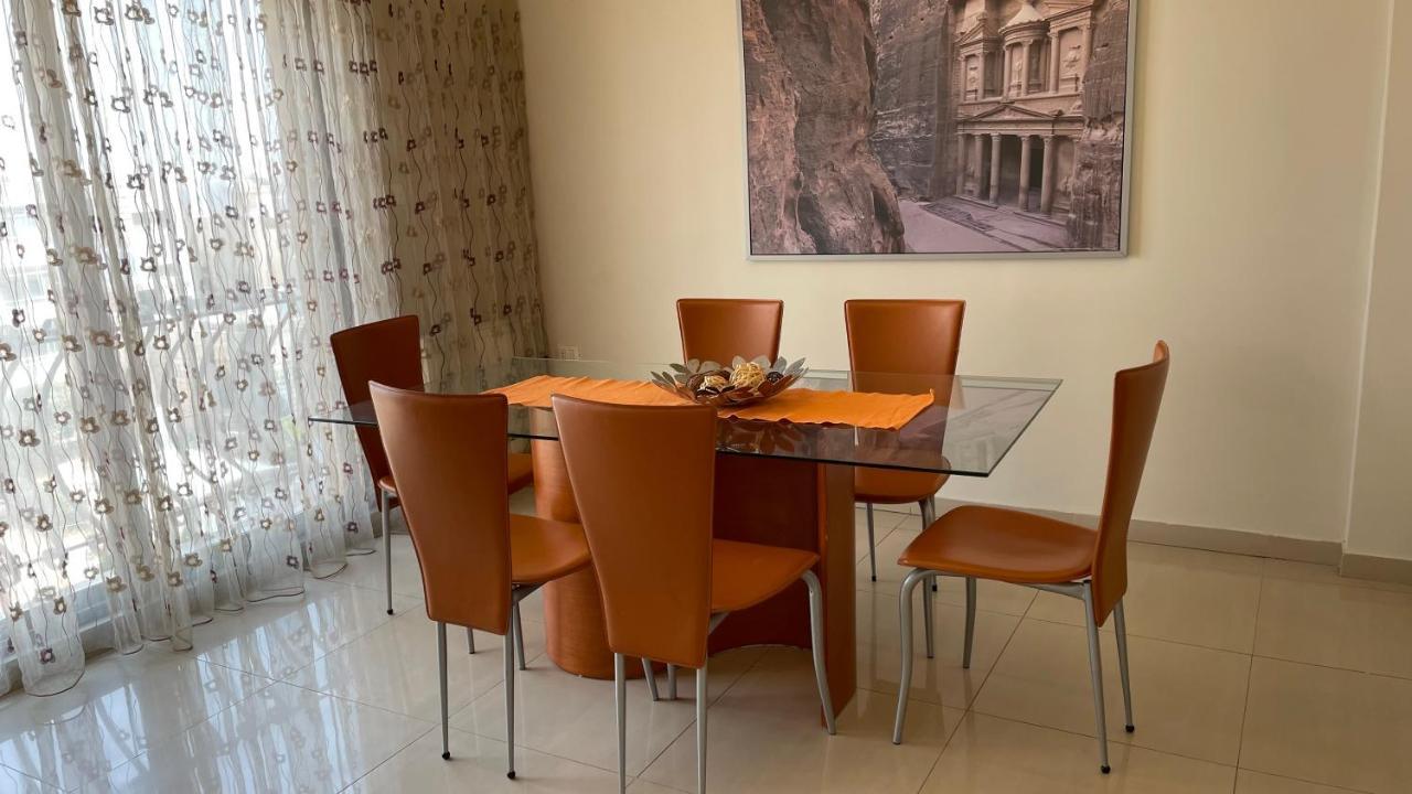 Abdoun Apartment Амман Экстерьер фото
