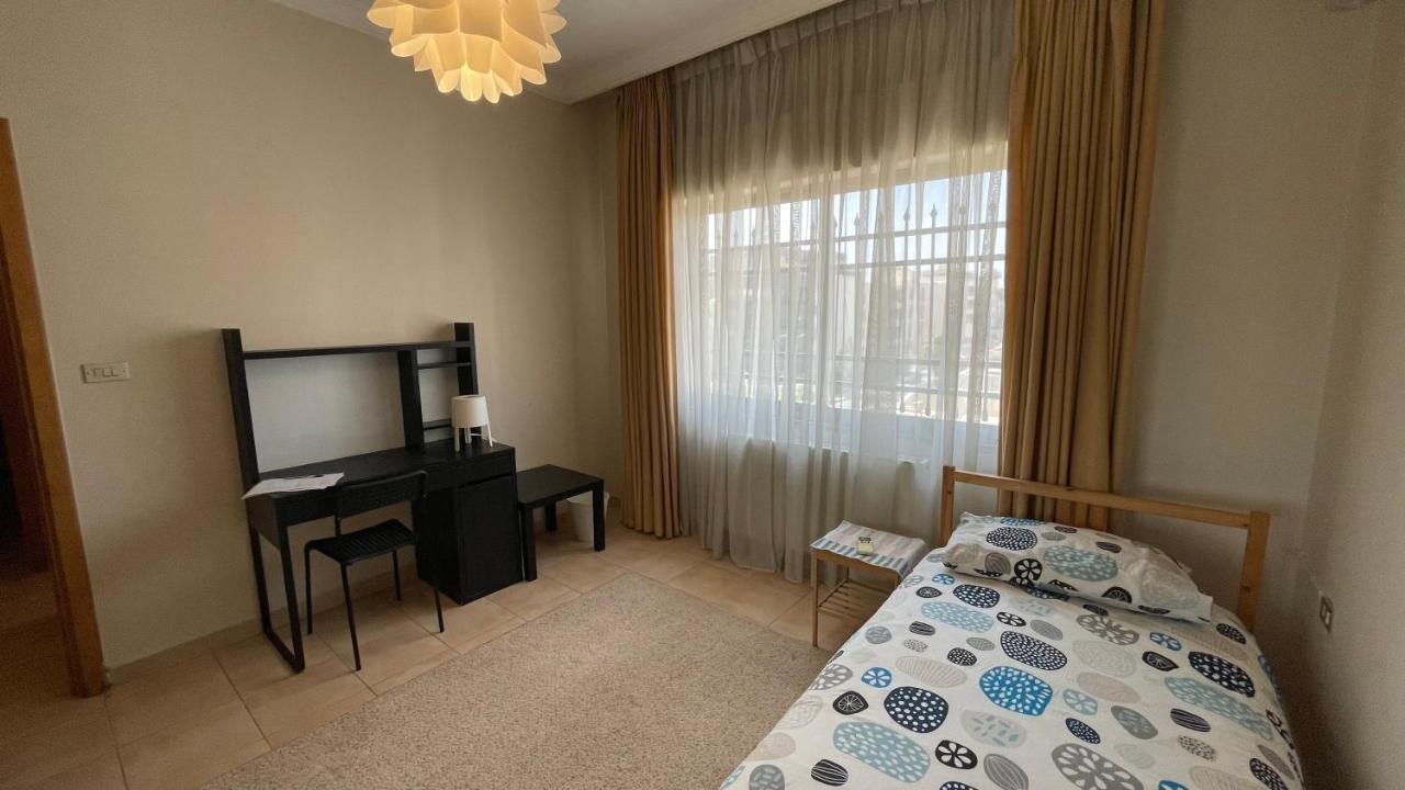 Abdoun Apartment Амман Экстерьер фото